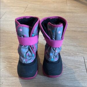 Kamik Pink and Black Winter Boots with Thick Sole and Plush Padding